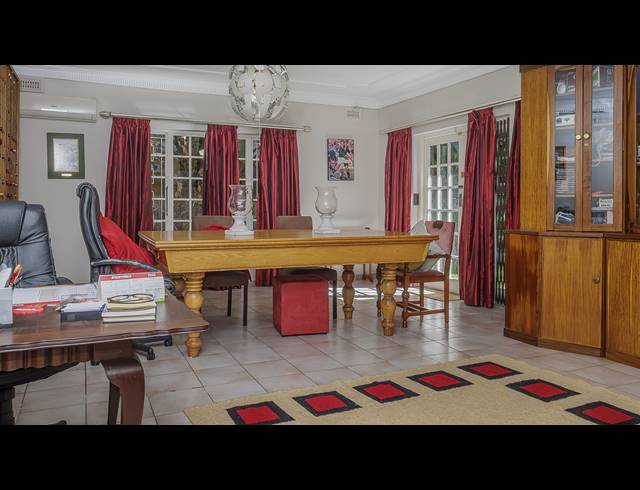 4 BEDROOM HOUSE FOR SALE IN KLOOF